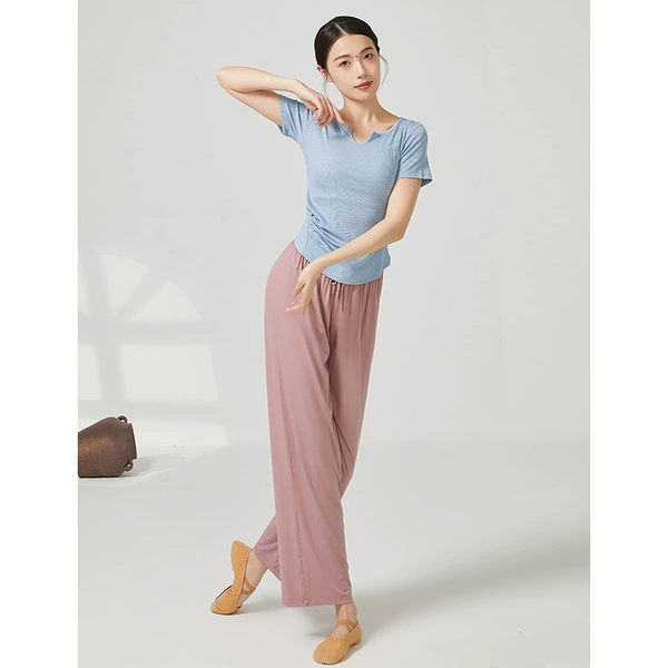 Blue coral trousers, with short sleeve