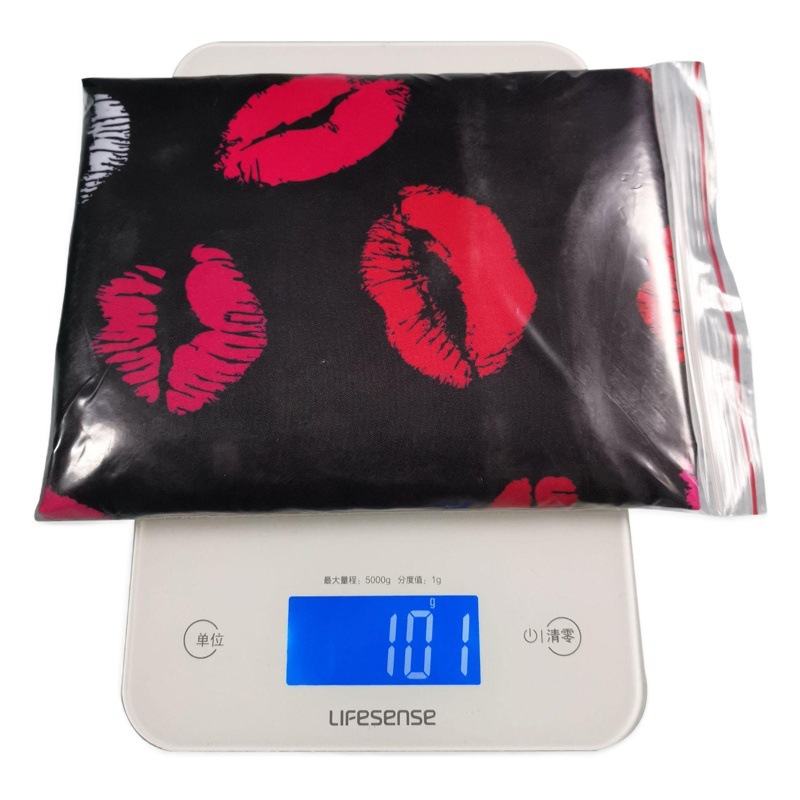 Suministro transfronterizo babero de ancianos babero de alimentación de doble capa a prueba de agua fabricante de impresión en stock