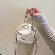 2023新款抽带水桶包质感手提链条斜挎包通勤休闲小包软皮水桶包