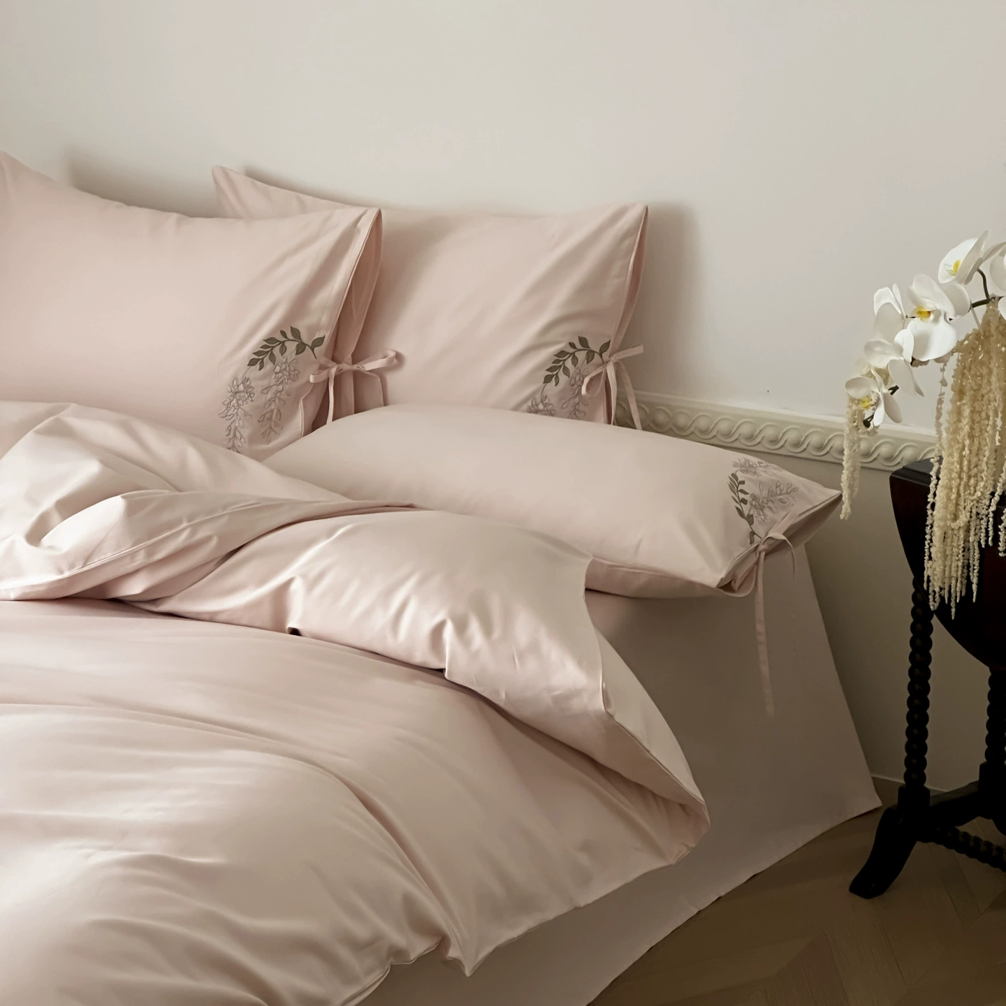Комплект наволочка с бантом, чехол на пуховую/одеяльную подушку, простыня, стиль высокого качества, 100 предметов, комплект из 4 предметов, с вышивкой