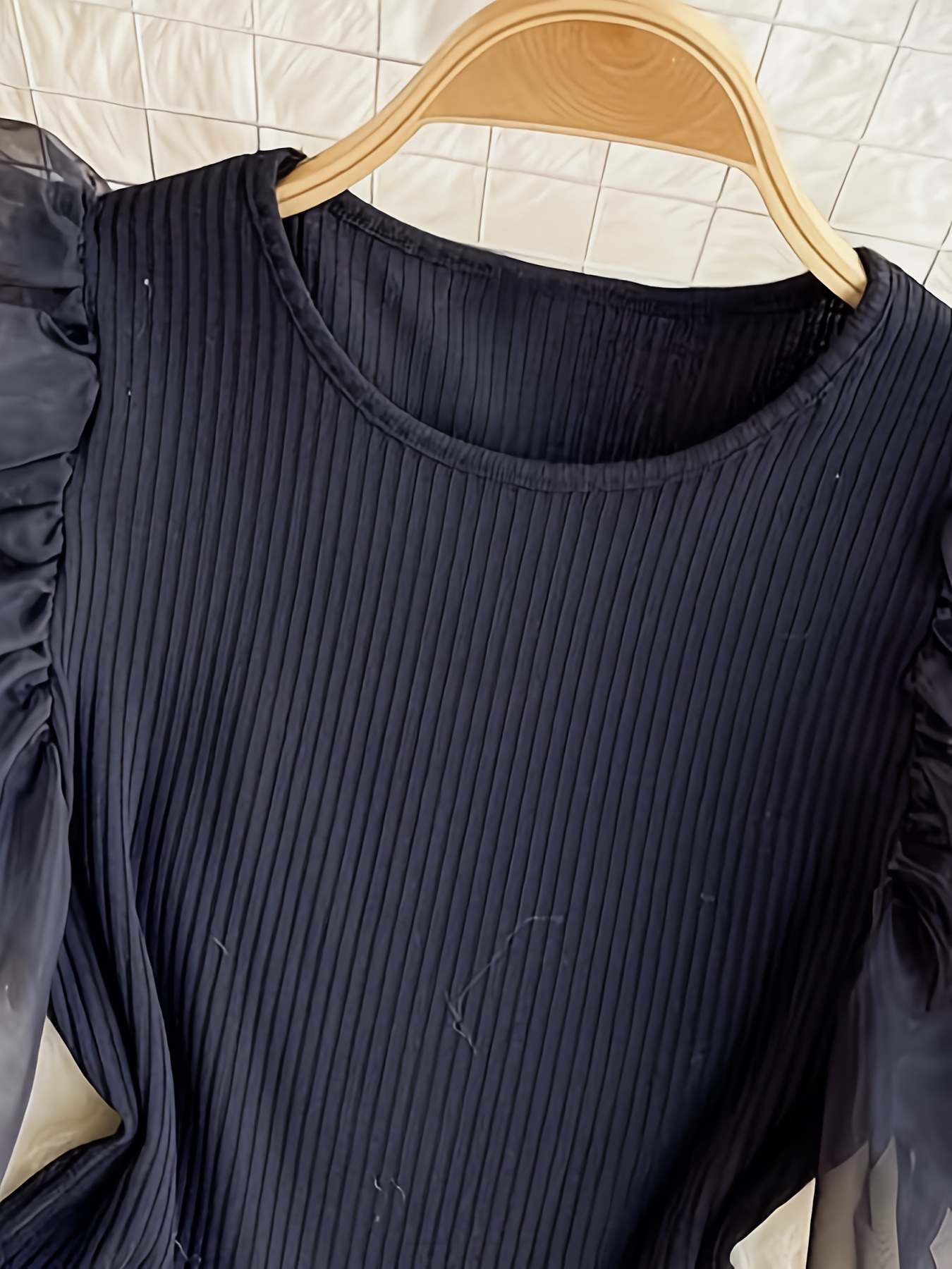Body sensuale in pizzo e mesh con texture a costine_voghion.com