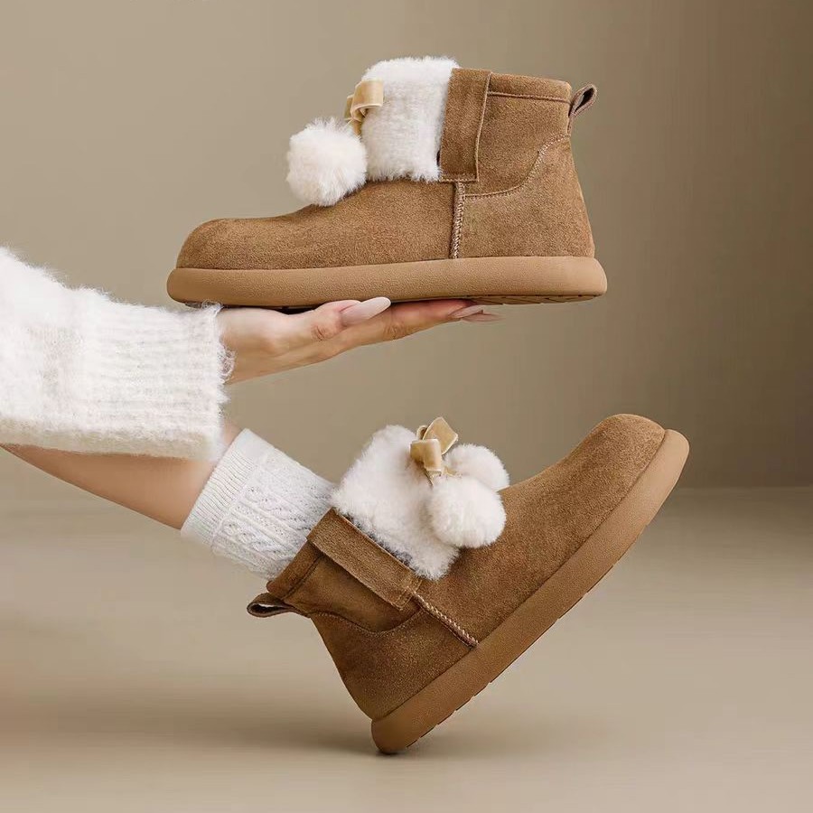 秋冬丑萌毛毛雪地靴圣诞毛球厚底加绒内增高保暖短筒棉鞋女
