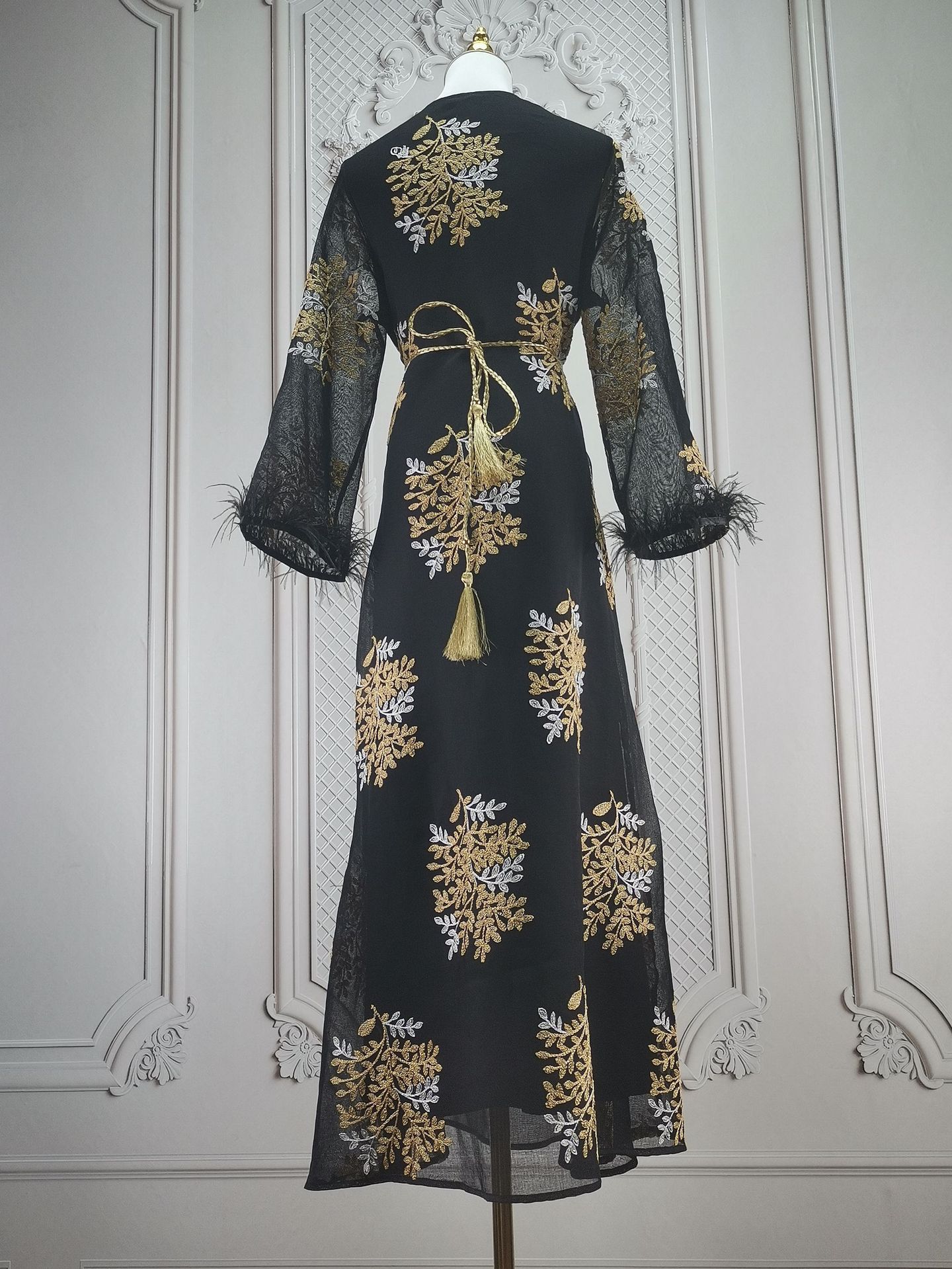 Damenbekleidung Bestickte muslimische Roben Arabische Kleidung Kleider_voghion.com