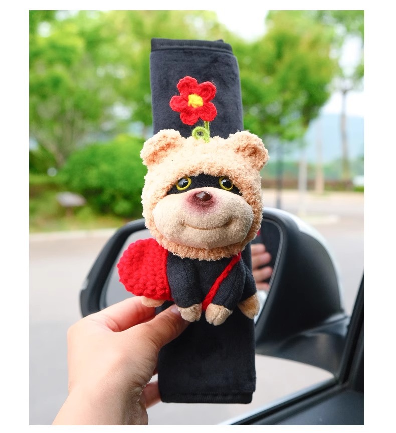 Car Seat Belt Shoulder Cover, Cute Car Doll Protective Cover, Car Interior Decoration Supplies, Creative Bee Dog