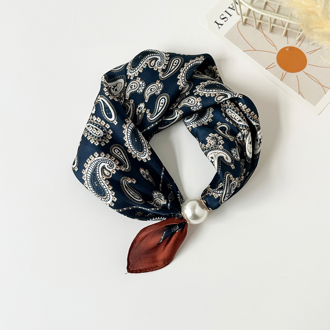 CXK005-Navy Red Cashew Nuts