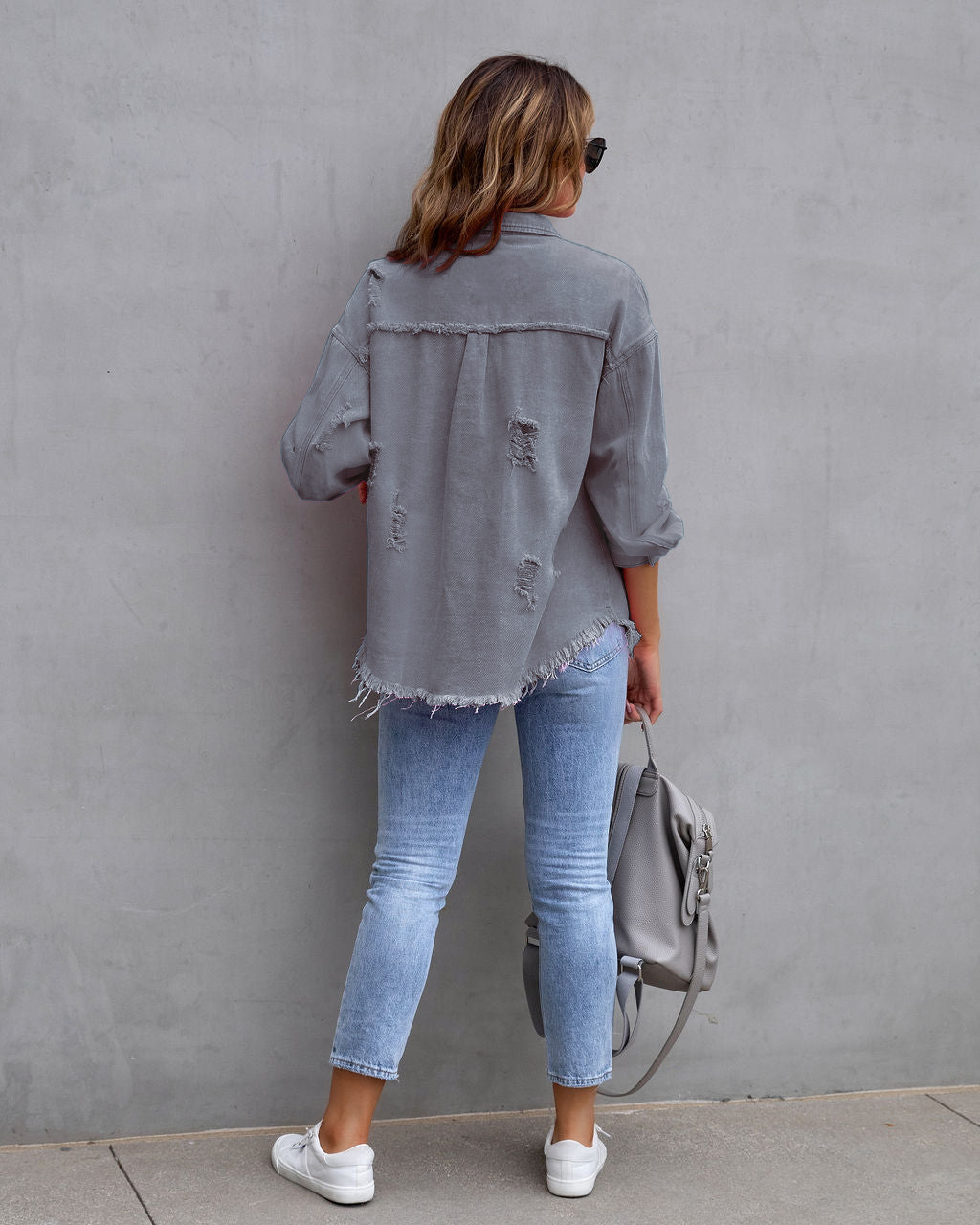 Giacca di jeans donna con volant strappata bavero manica lunga_voghion.com