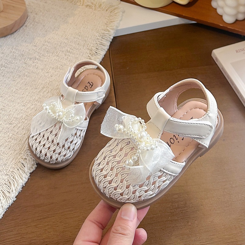 Mother & Kids Girls Lace Bow Knot Woven Hollow Out Sandals Summer Pearl Princess Beach Shoes Stylish Clogs For Formal & Casual For Women_voghion.com