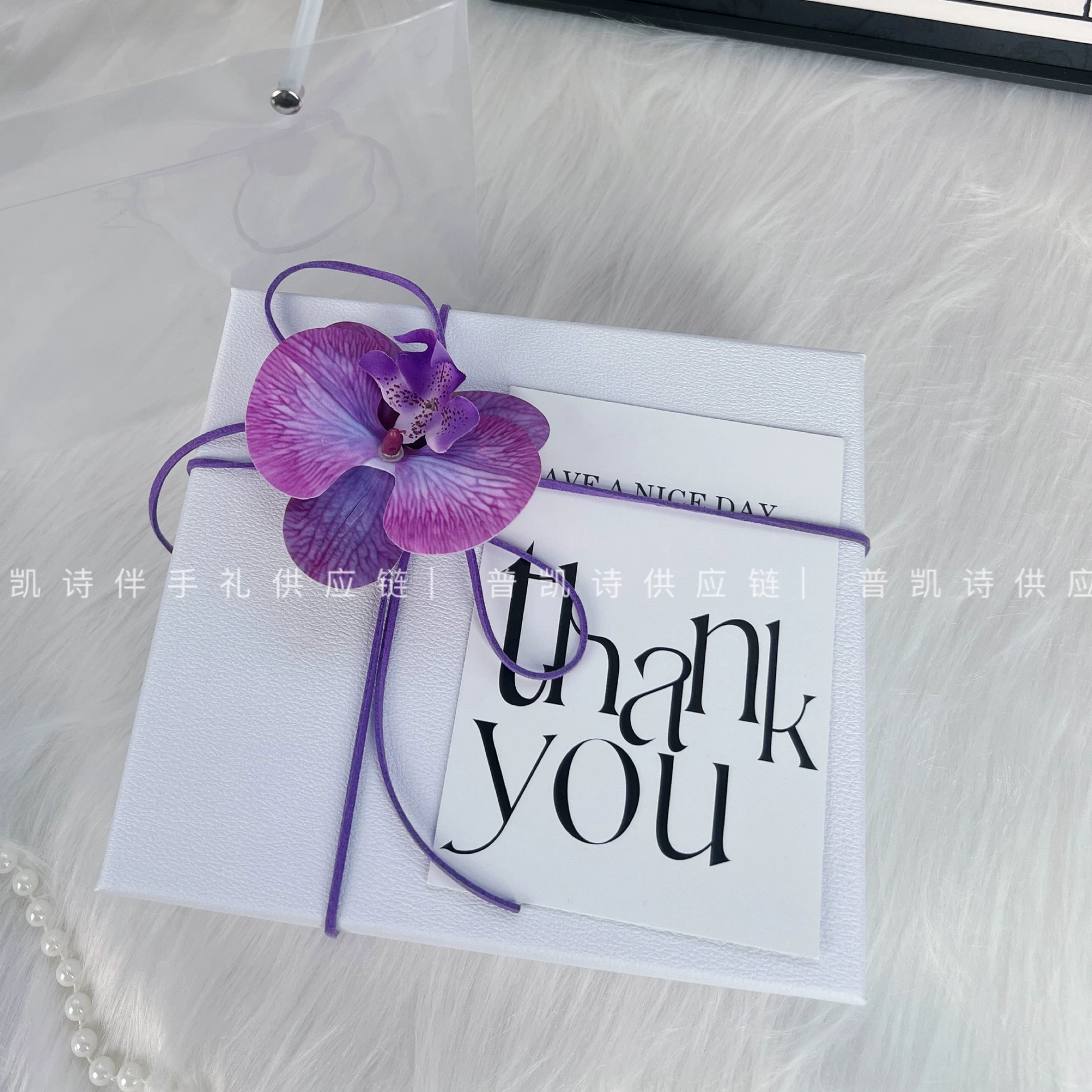 보라색 꽃 흰색 상자(시드니 종이 보내기), 20*18*8cm