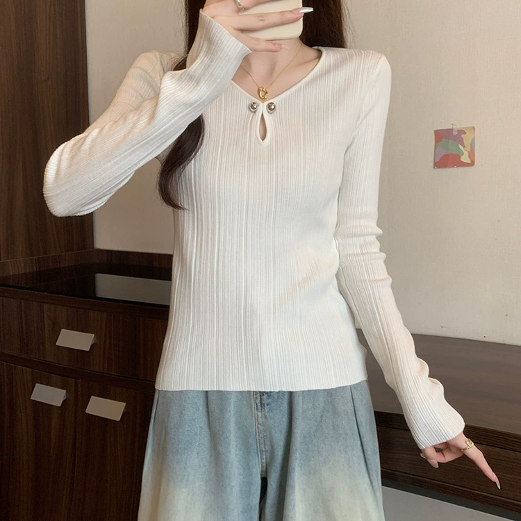 Autumn design base body-friendly long-sleeve, knitted sweater, brand T-shirt, trend of season, V-neckline, Korean style
