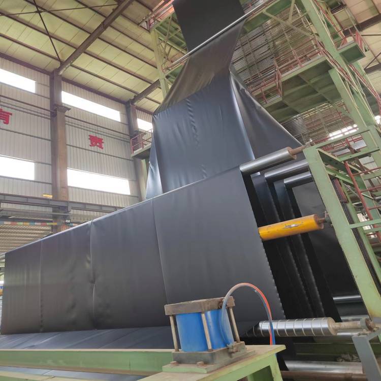 养殖业HDPE土工膜1.5mm蓄水池 河道土工膜2.0mm土工膜