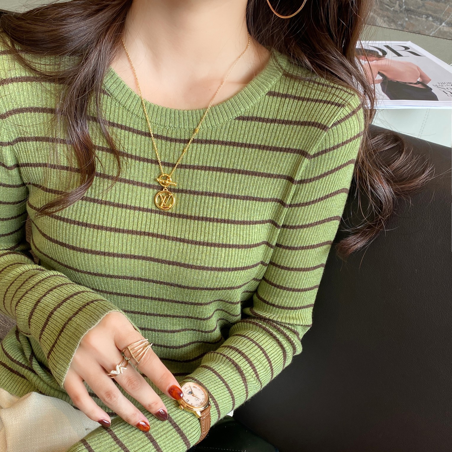 Striped Round-Neck Base Shirt for Women, 2026 Autumn New Thin Sweater with a High-End Feel, Long-Sleeve Knit Top