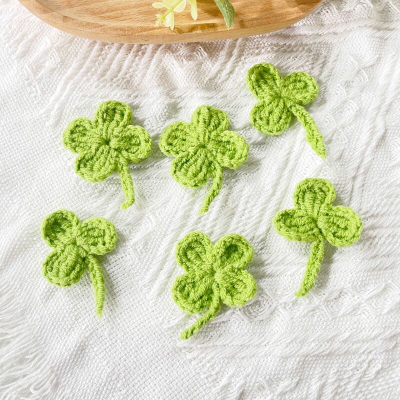 Hand-crocheted wool flower clover four-leaf clover clothing bag accessories decorative accessories