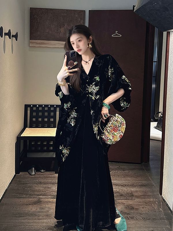 秋季2025新款珠绣丝绒烂花禅意裙国风新中式宽松设计连衣裙 N9026|undefined