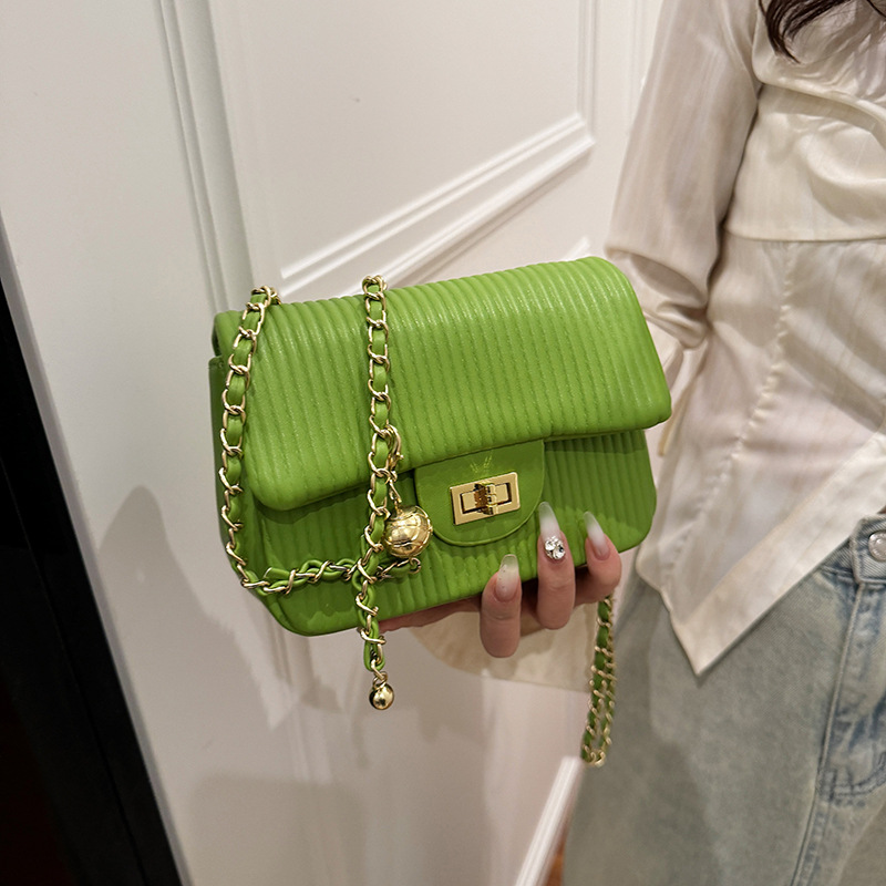 Folded Fragrant Wind Chain 2024 New Crossbody High Grade Golden Ball Shoulder Versatile Small Square Bag_voghion.com