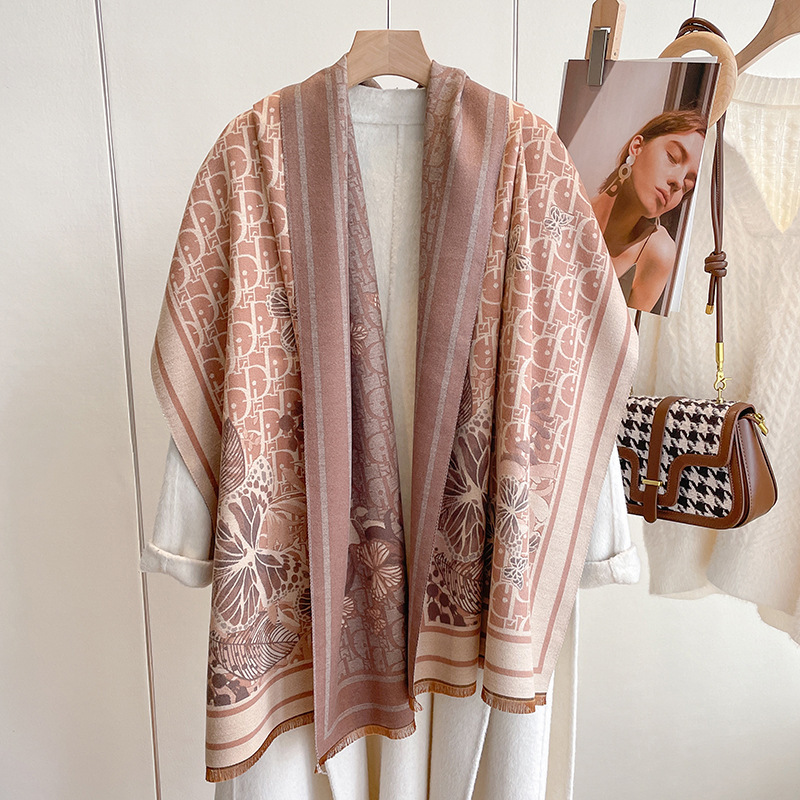 Europa y América nueva letra D mariposa impresa bufanda de las mujeres de doble cara chal de Cachemira de alta gama de moda bufanda caliente