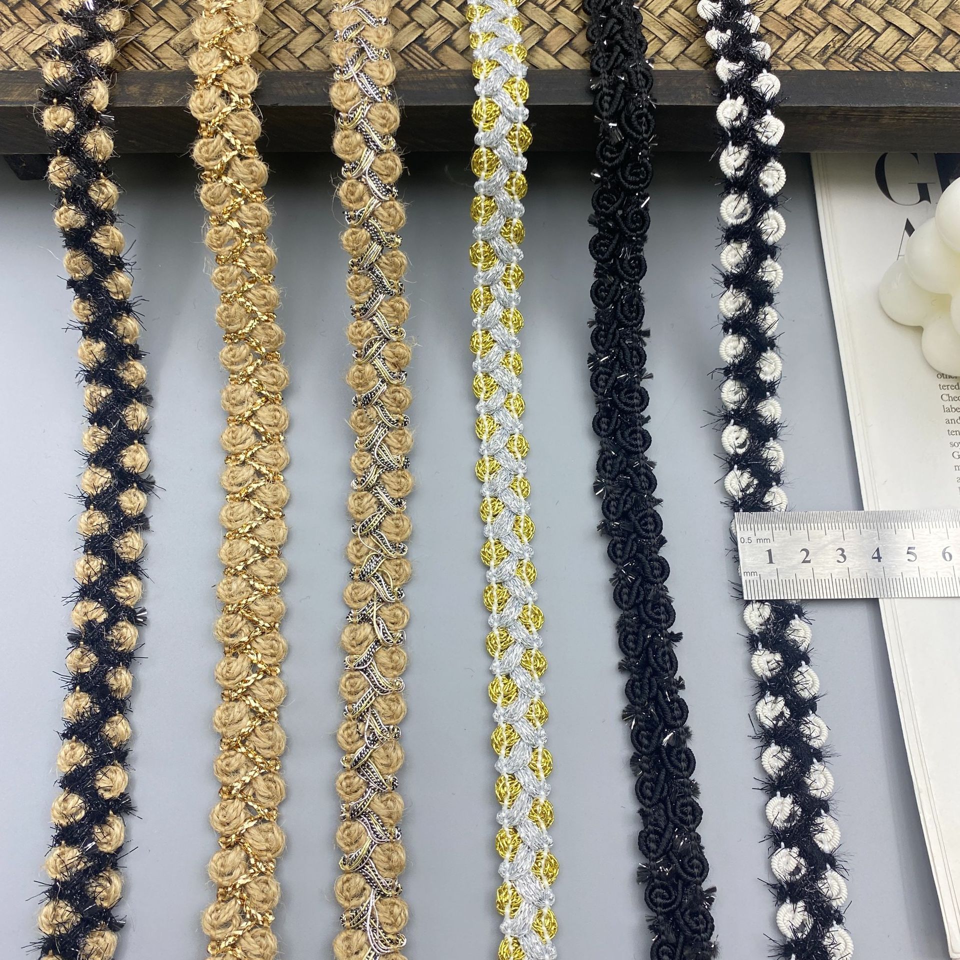 Otoño e invierno nuevo estilo fragancia pequeña cáñamo algodón encaje tejido bricolaje ropa adecuada puños falda accesorios de sombrero