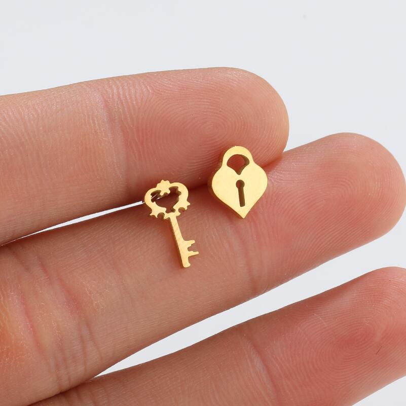 Fashion Key Lock Titanium Steel Ear Studs Plating No Inlaid Stainless Steel Earrings