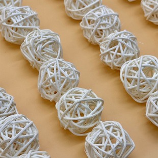 Aromatherapy accessories 3cm rattan ball natural color decoration aromatherapy rattan ball rattan color pet bite Christmas decoration