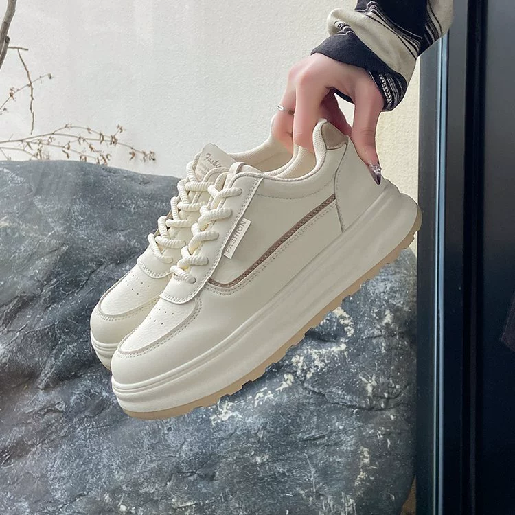 Женские кроссовки 2025: Новинка осени, корейский стиль, белые, на толстой подошве, модные повседневные, на шнуровке, для студенток