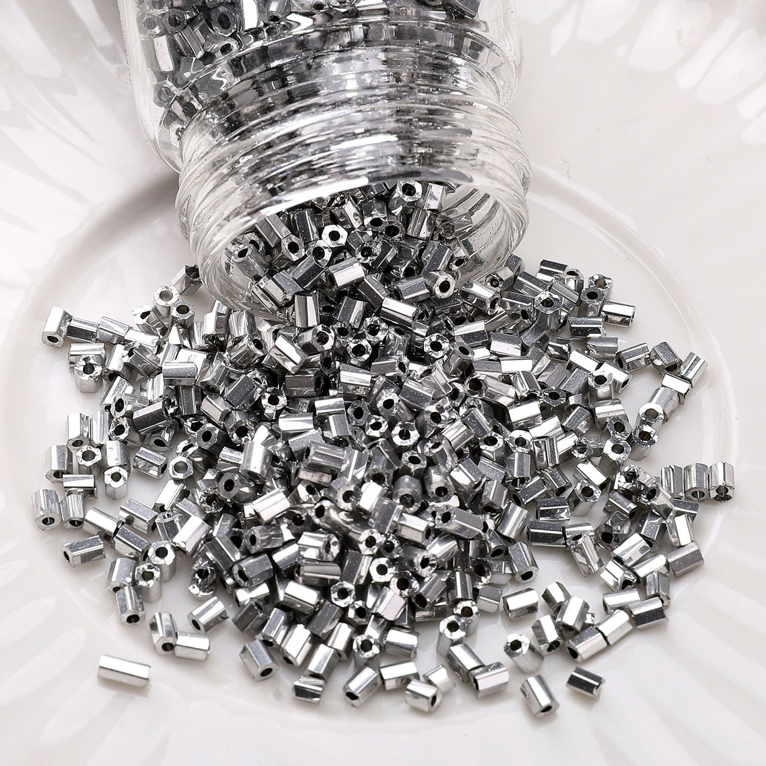 #05 style 2mm silver 10g/pack about 850 pieces