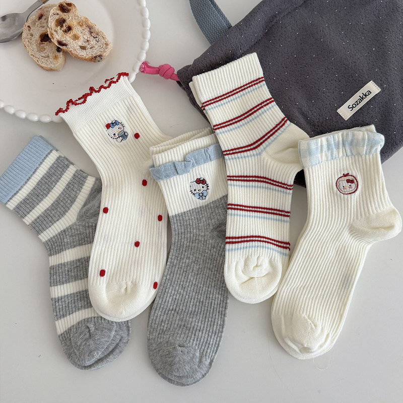 Women's socks with ruffled edges, KT cat design, mid-calf length, red and white polka dots, gray stripes, bowknot, suitable for girls to pair with small leather shoes Women's socks with ruffled edges, KT cat design, mid-calf length, red and white polka dots, gray stripes, bowknot, suitable for girls to pair with small leather shoes