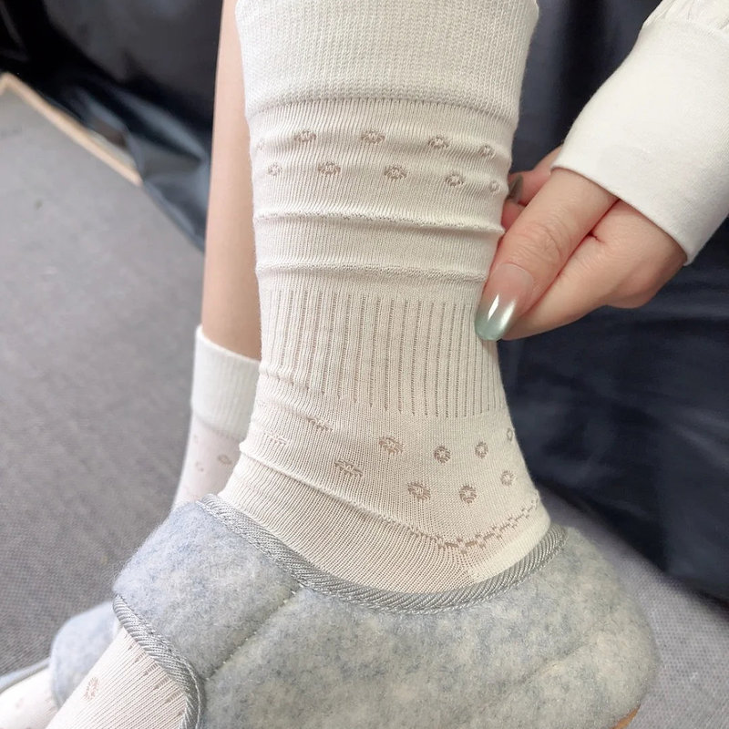 Korean Cream Spring and Summer Hollow Small Flower Mid-size Socks Miu Thin Pure Cotton Breathable Boneless Stacked Socks for Children