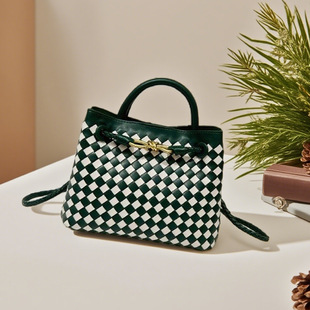 ����������������ֹ������μ�б�����ذ�ͨ�ڕr��ţƤƴɫ���ذ�
