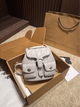 �羳��Ƥ����Ů�����㷭�w朗l�p����^��ţƤβ�����Qԭ�α���