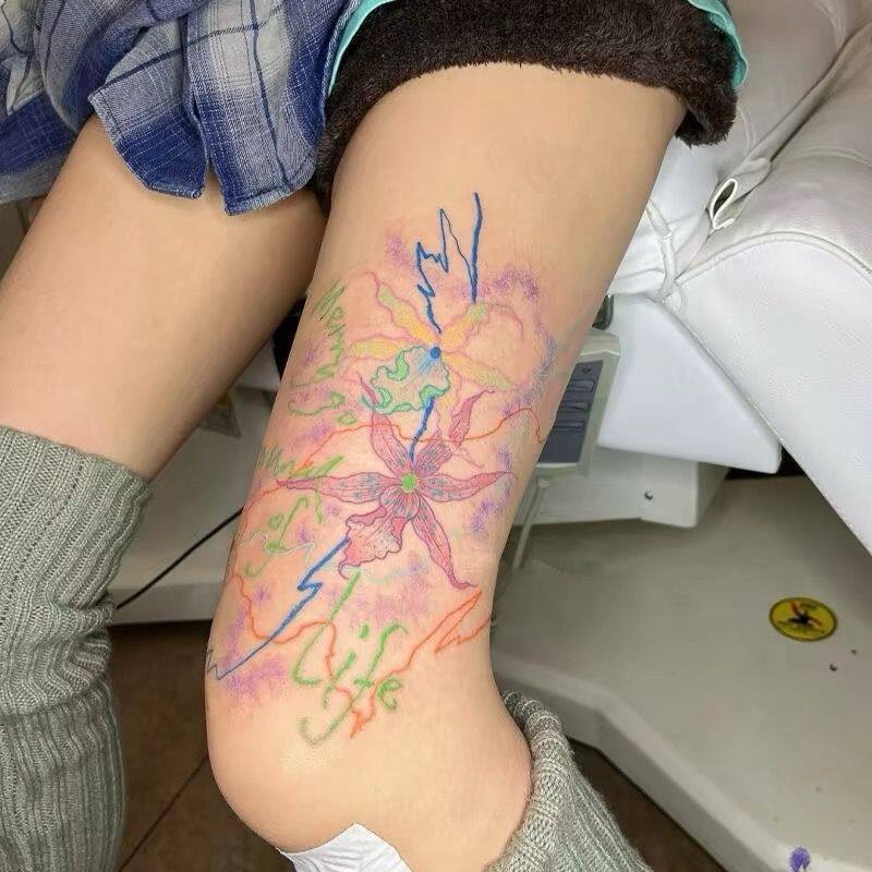 Flower and Butterfly Tattoo Stickers, Waterproof, High Aesthetic Value, Long-Lasting, Instagram-Worthy, Scar-Covering, Beautiful Wrist Art, Colorful, Washable Flower and Butterfly Tattoo Stickers, Waterproof, High Aesthetic Value, Long-Lasting, Instagram-Worthy, Scar-Covering, Beautiful Wrist Art, Colorful, Washable