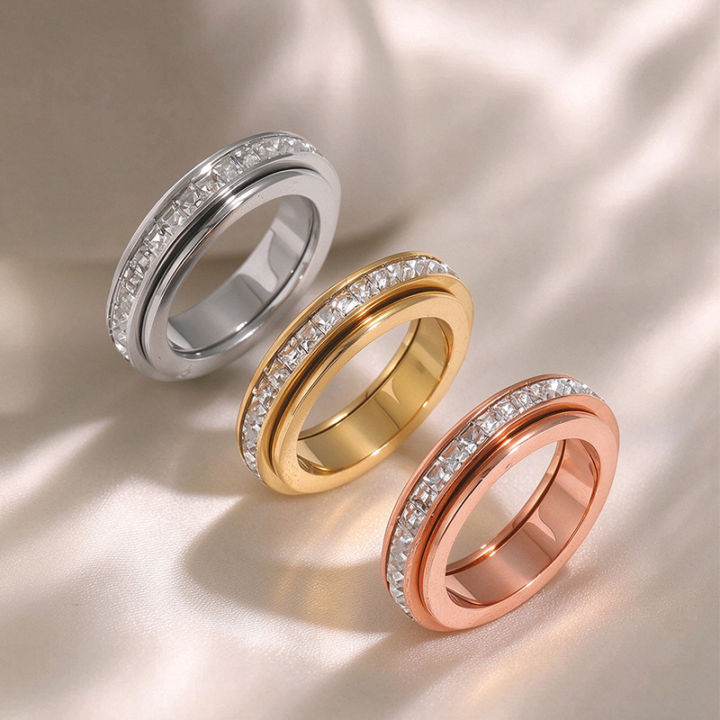 Japanese and Korean Style Simple New Square Diamond Rotating Gypsophila Titanium Steel Ring Women's Ins Internet Celebrity Same Style Couple's Ring