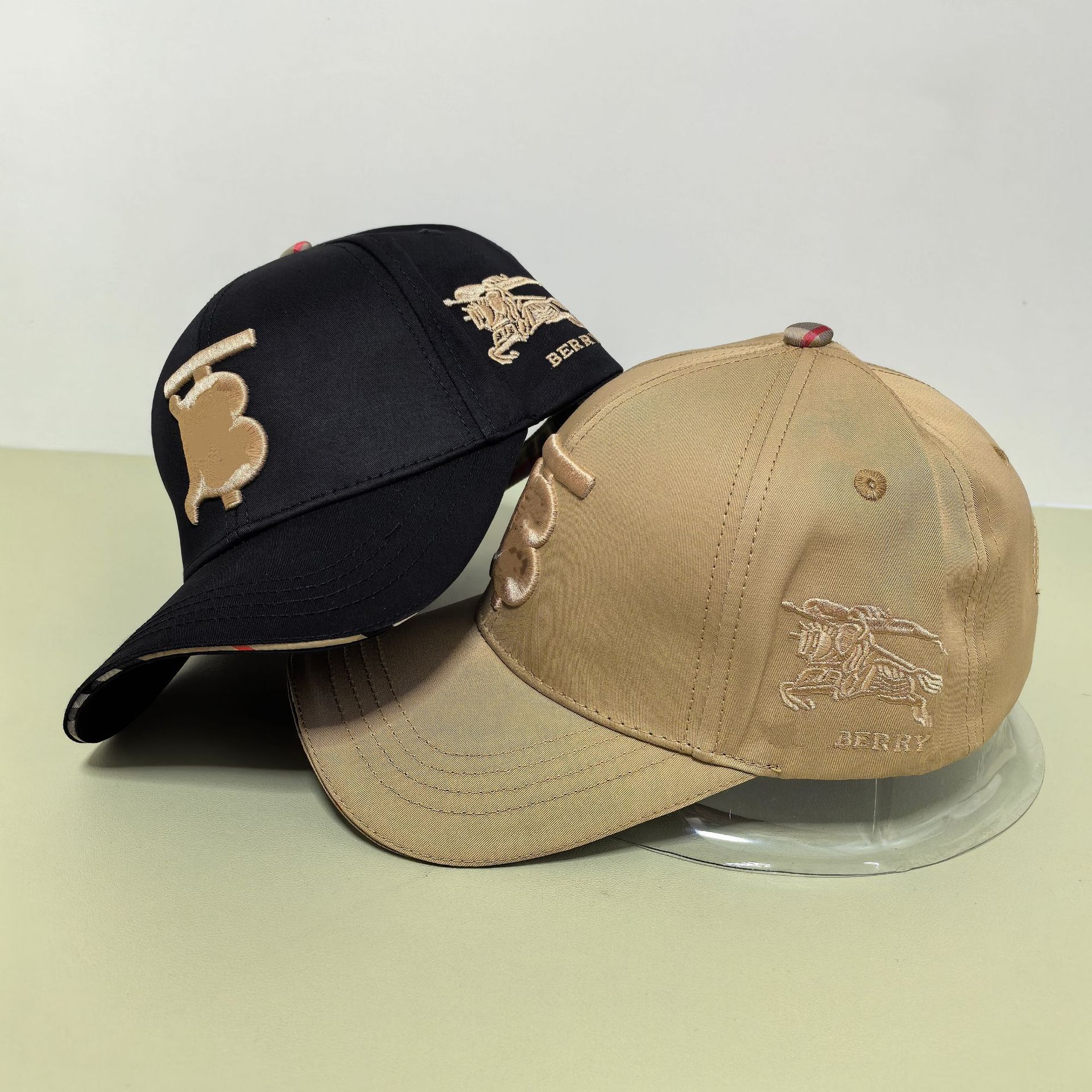 New cross-border Europe and the United States three-dimensional embroidery B baseball cap ball fashion all-match men's leisure outdoor sunshade cap