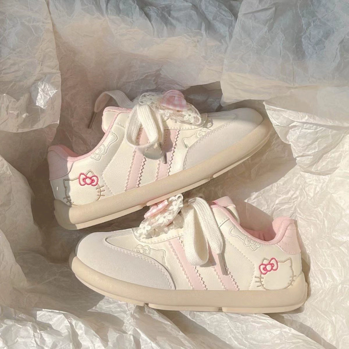 Повседневная обувь женская модель 2025 новая дикая обувь для кошек