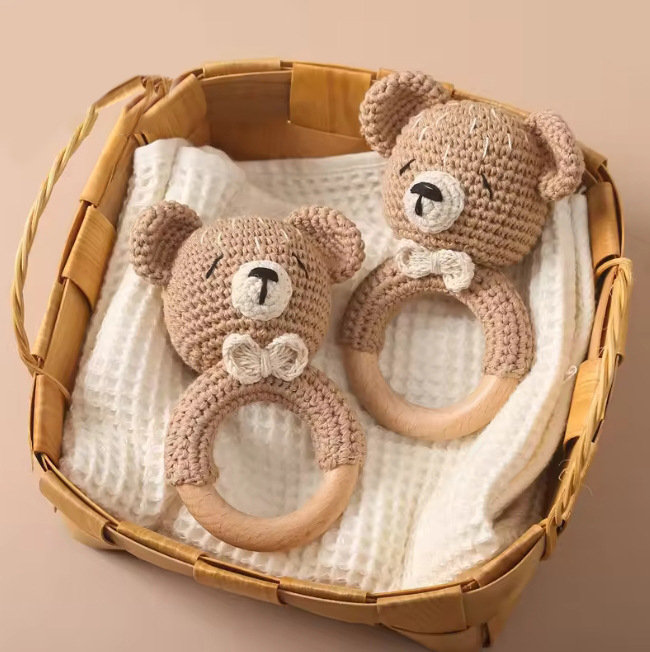 Bebé ganchillo animal oso sonajero juguete consolador pulsera de madera suministros para bebés juguetes de madera regalo para recién nacidos