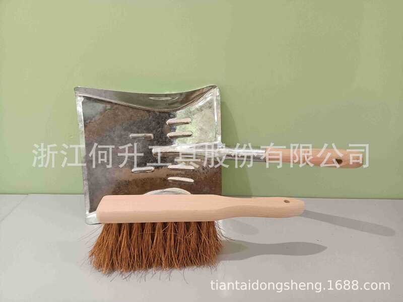 Factory production fsc beech coconut palm garbage shovel suit, garden leaves cleaning brush fireplace brush