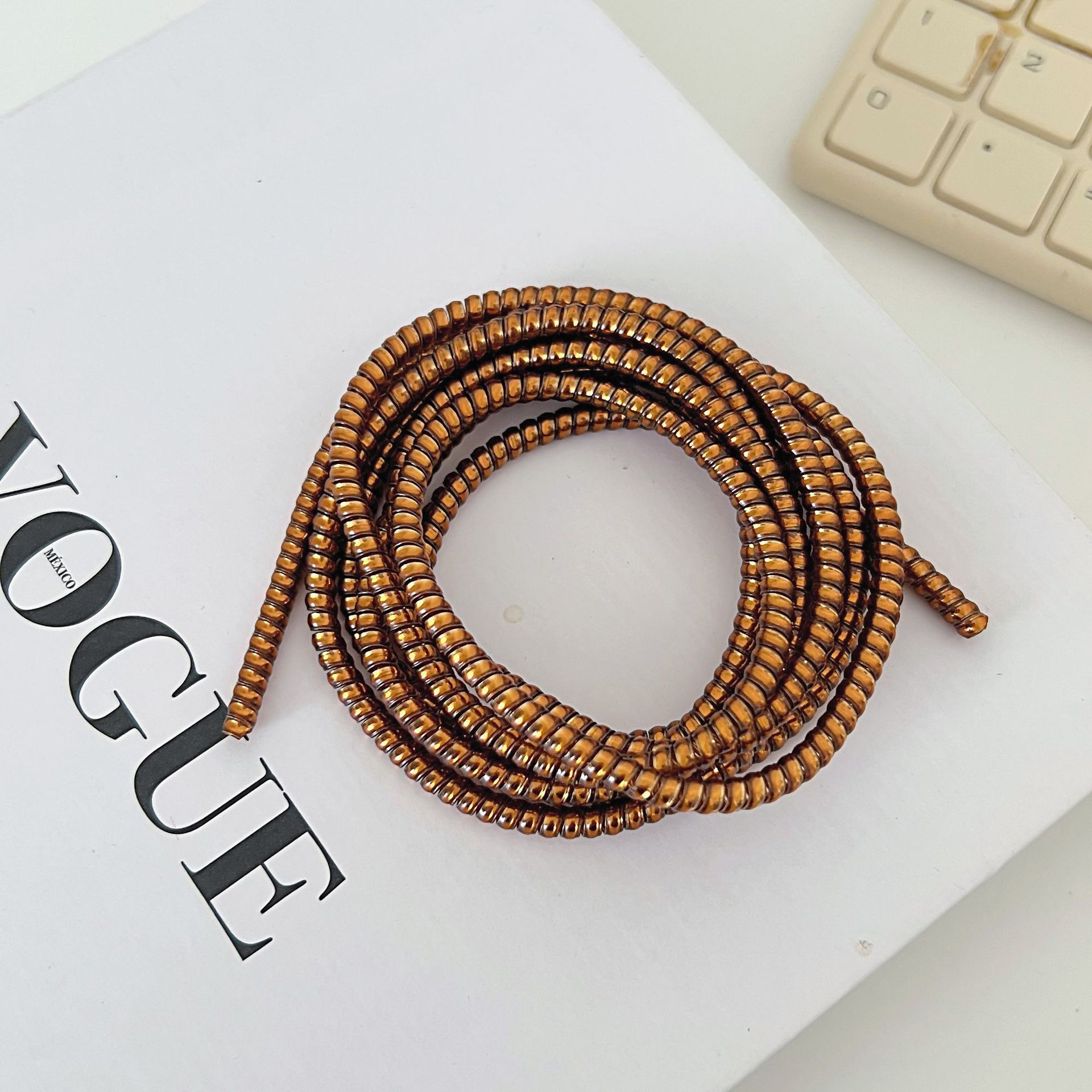 1,4 m 1,6 m cable de datos cuerda de protección anti-suciedad cable de teléfono móvil cuerda de bobinado anti-rotura cargador cubierta de protección de alambre