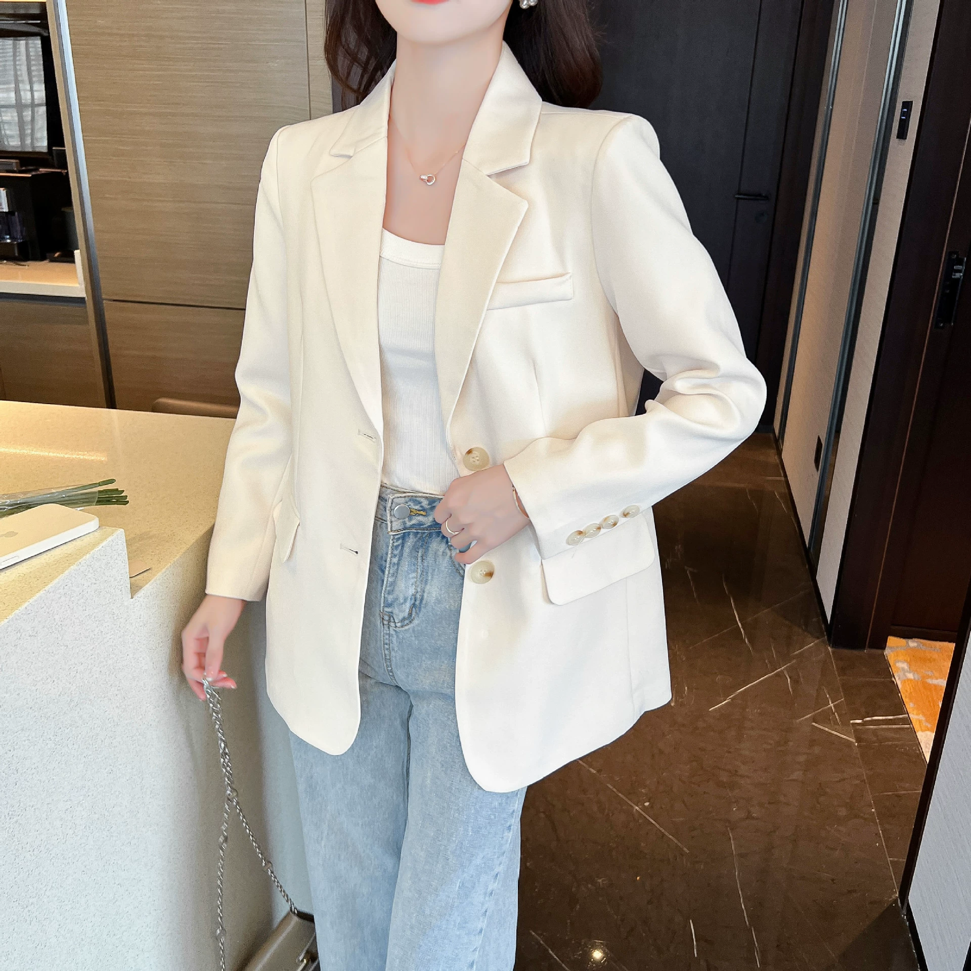 Костюм пиджак для женщин Весна и осень Новый Модный маленький корейский стиль колледжа Свободный Повседневный темперамент Женский маленький костюм