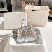 �yɫ���g�����Ů2025�¿����^���߼����ϰ�С���ͨ��Ůʿ�μ��