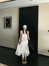 ./�c С������ �ع�΢͸�ٽz��׵�������ȹ���L�ȹ���bŮ