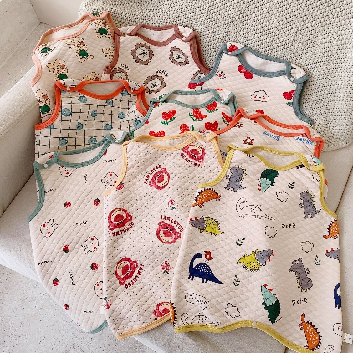 Saco de dormir de invierno para bebés Ropa para niños de estilo coreano Ropa para niños de invierno para el hogar de algodón para niños Bolsa de dormir de una pieza para bebés