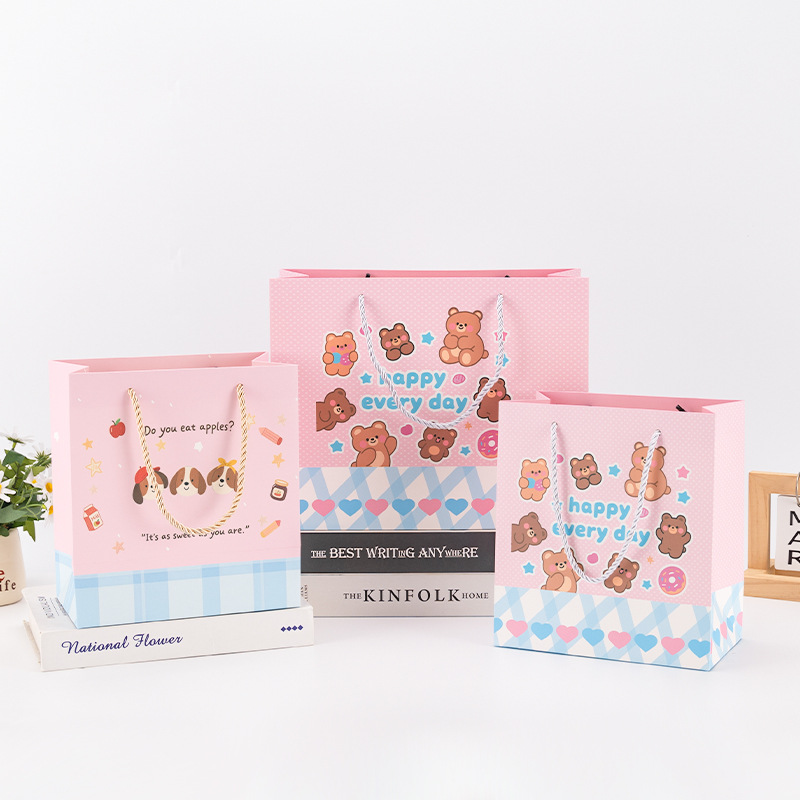 卡通礼品袋生日包装袋 简约手提袋 节日礼品袋子 儿童节纸袋