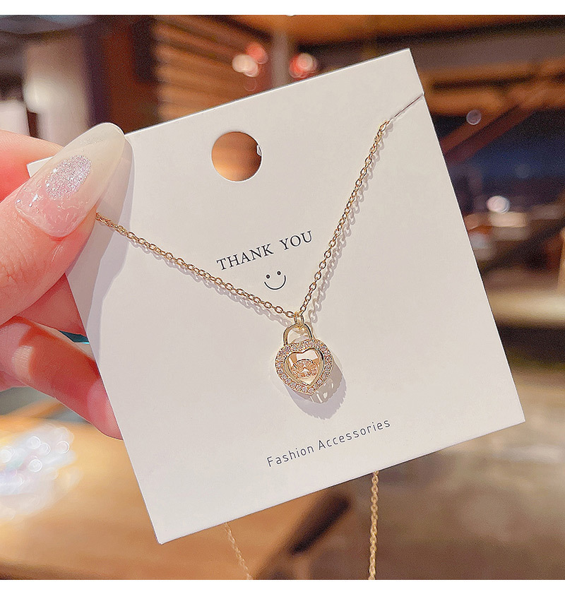 Korean style beating heart titanium steel necklace female geometric clavicle chain