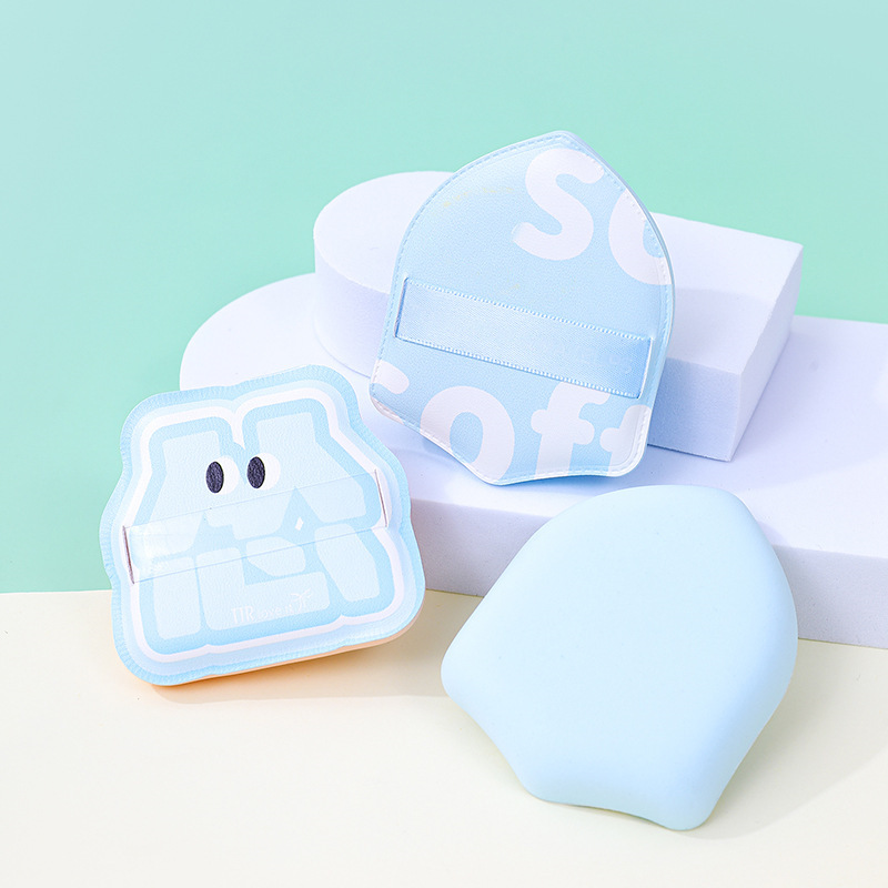 Fábrica personalizada en forma de escudo marshmallow polvo super suave espeso seco húmedo doble uso no reconoce esponja cosmética esponja de goma de polvo