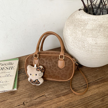 �߼��а���Ů2025�＾�¿�ͨ��Ҹ�°��r�к��sС���OӋ�μ�б���