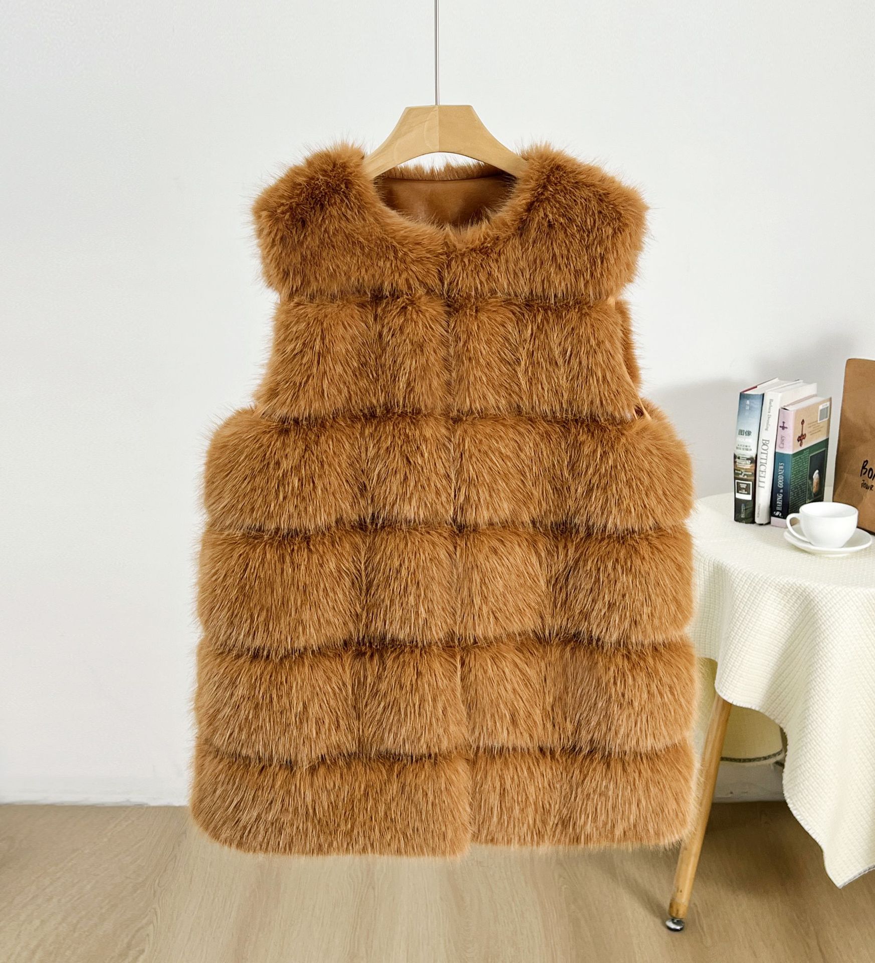 Clásico de seis puntas chaleco de conejo de pelo de zorro chaqueta larga al por mayor simple estilo exterior estilo