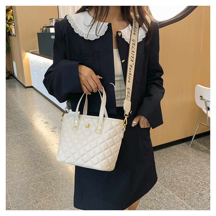 Großhandel mit neuen Taschen für Damen, modischen Rautenhandtaschen, kleinen Beuteln, vielseitigen Schulter-Crossbody-Beuteltaschen und Tragetaschen_voghion.com