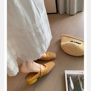 ���ы�ͬ�� �͹ž����U�շ��^һ�֎��ָ��������հ���ЬŮ���¿�
