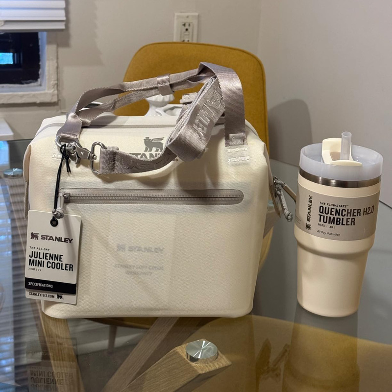 Stanley Stanley Stanley Official Website Lunch Bag 40oz Car Cup Cover Extended Lunch Bag Backpack