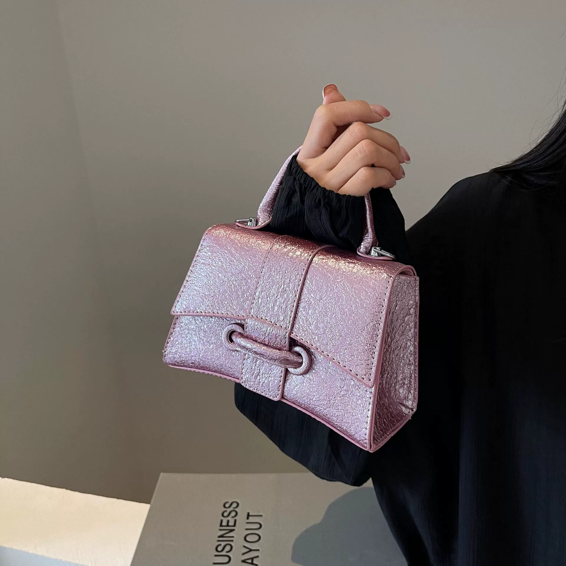 Трендовая сумка на одно плечо, в стиле Chanel