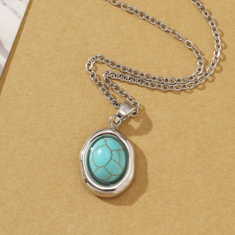 Fashionable Gold and Silver Turquoise Pendant Necklace