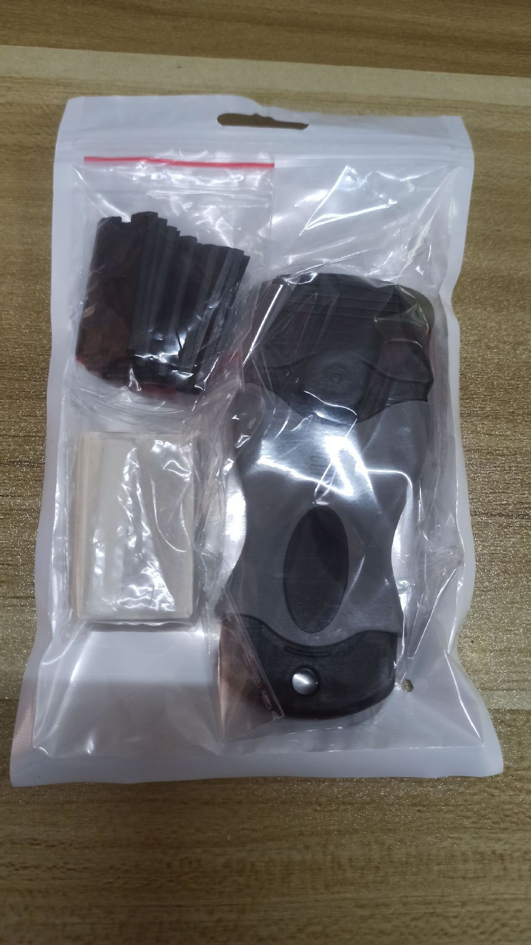 1cp 블레이드 그레이 + 10cp 플라스틱 블레이드 + 10pc 금속 블레이드(진주 가방에 포장)